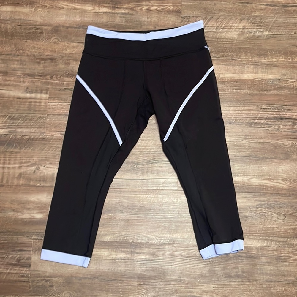 Lululemon crop leggings!!